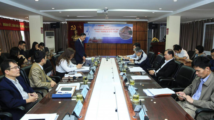 Trực tuyến: Khan hiếm vật liệu làm cao tốc Bắc - Nam, tháo gỡ cách nào?